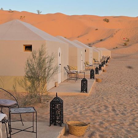 Camp Abdelmoula Hotel Douz Bagian luar foto