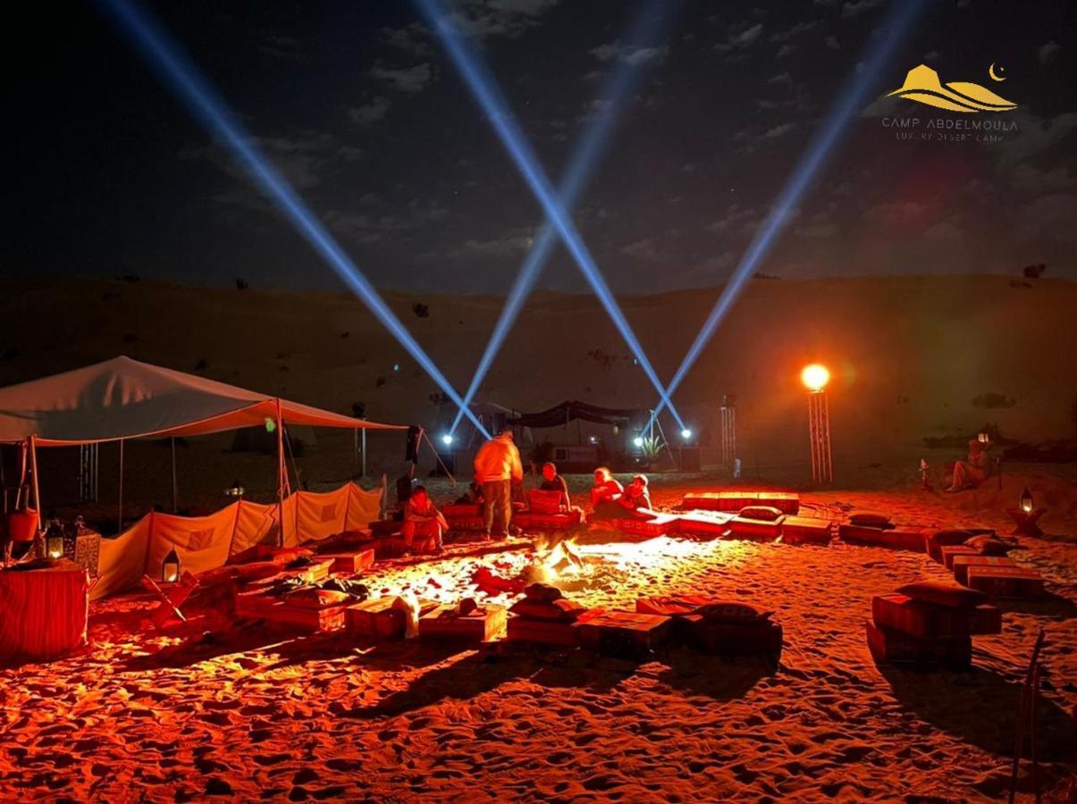 Camp Abdelmoula Hotel Douz Bagian luar foto