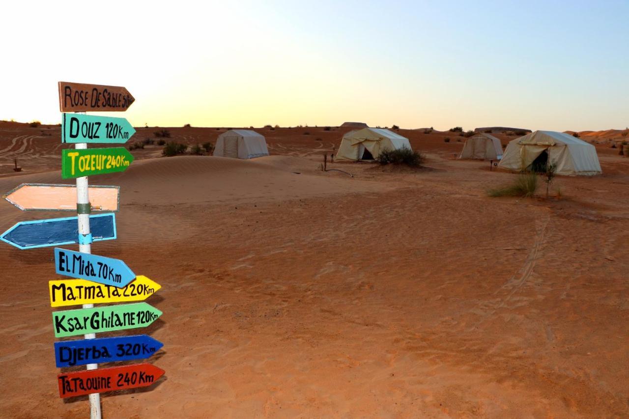 Camp Abdelmoula Hotel Douz Bagian luar foto