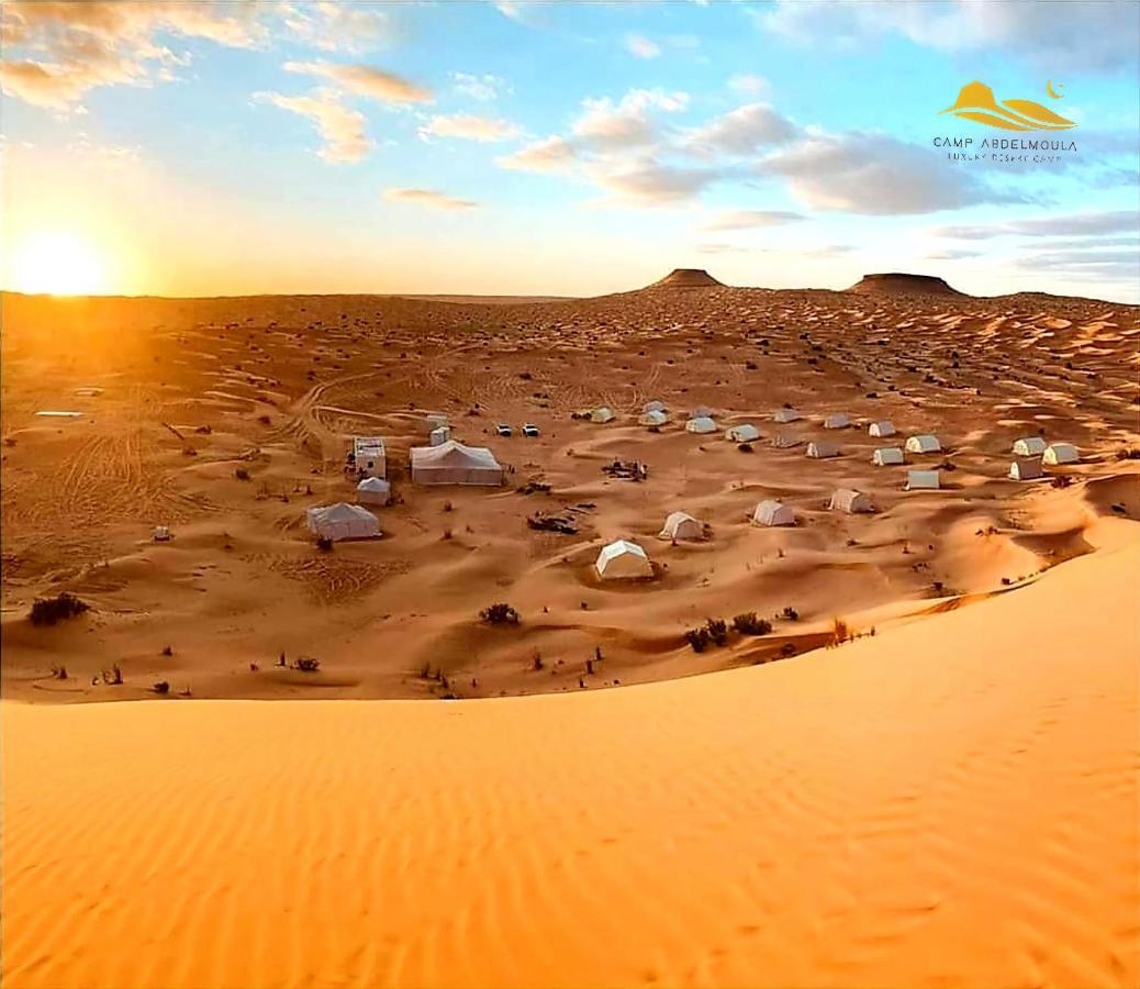 Camp Abdelmoula Hotel Douz Bagian luar foto