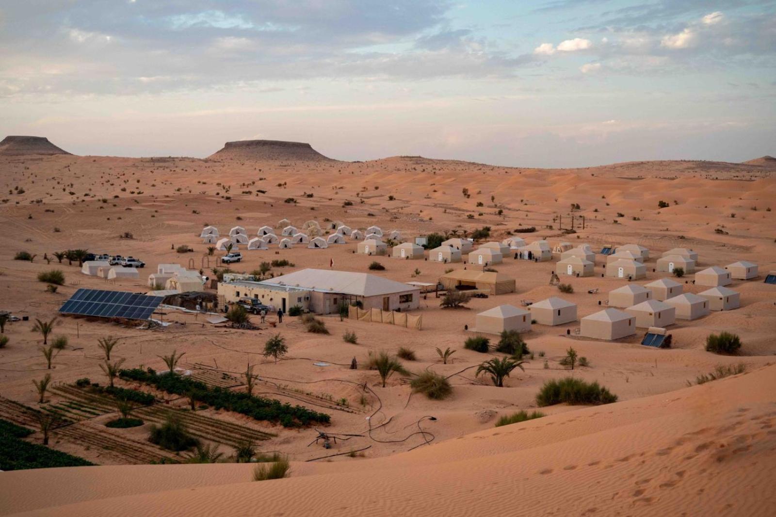 Camp Abdelmoula Hotel Douz Bagian luar foto