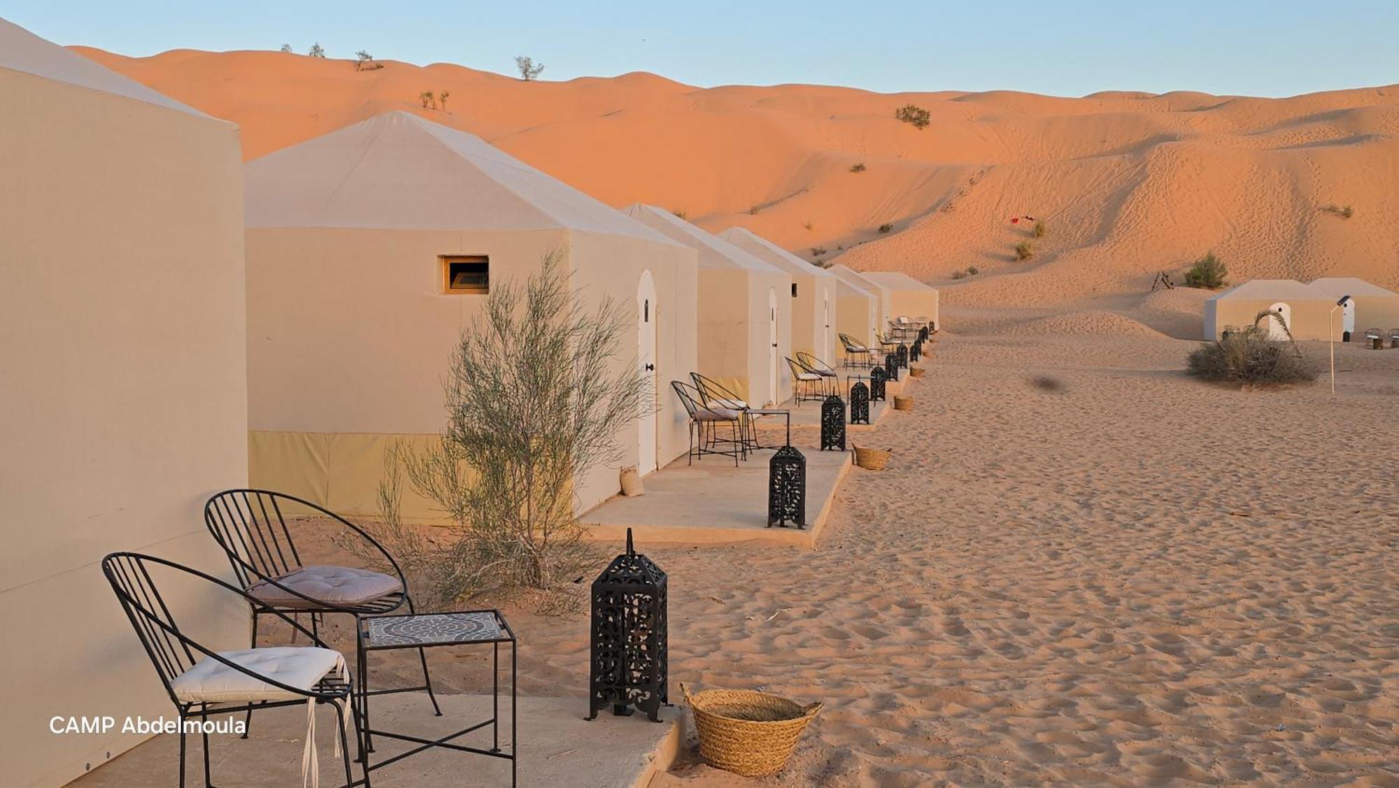Camp Abdelmoula Hotel Douz Bagian luar foto